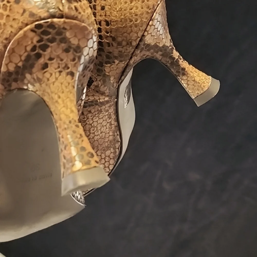 Free people | Brown Snakeskin Leather Kitty heel | size (39)